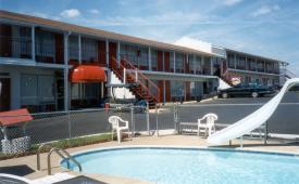 Branson Motels - Cool Refreshing Pool