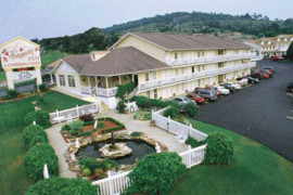Honeysuckle Inn and Conference Center, Branson MO Shows (0)