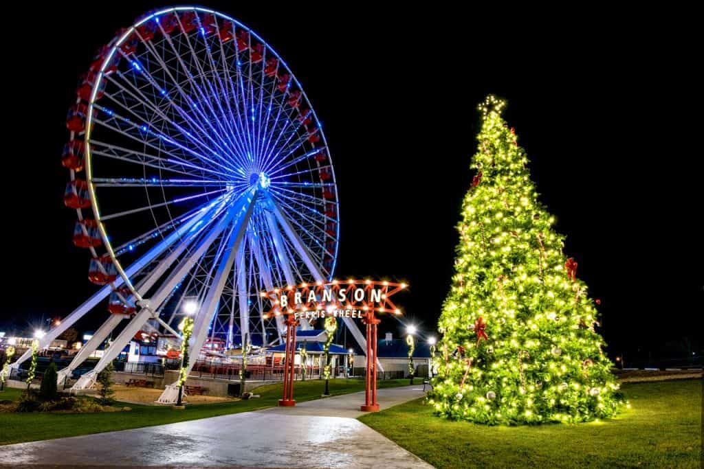 Christmas fun at Branson's Ferris Wheel!