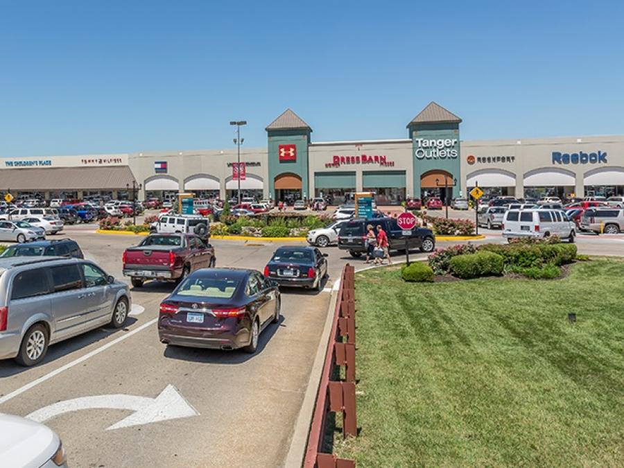 Tanger Outlet Mall in Branson MO Shopping