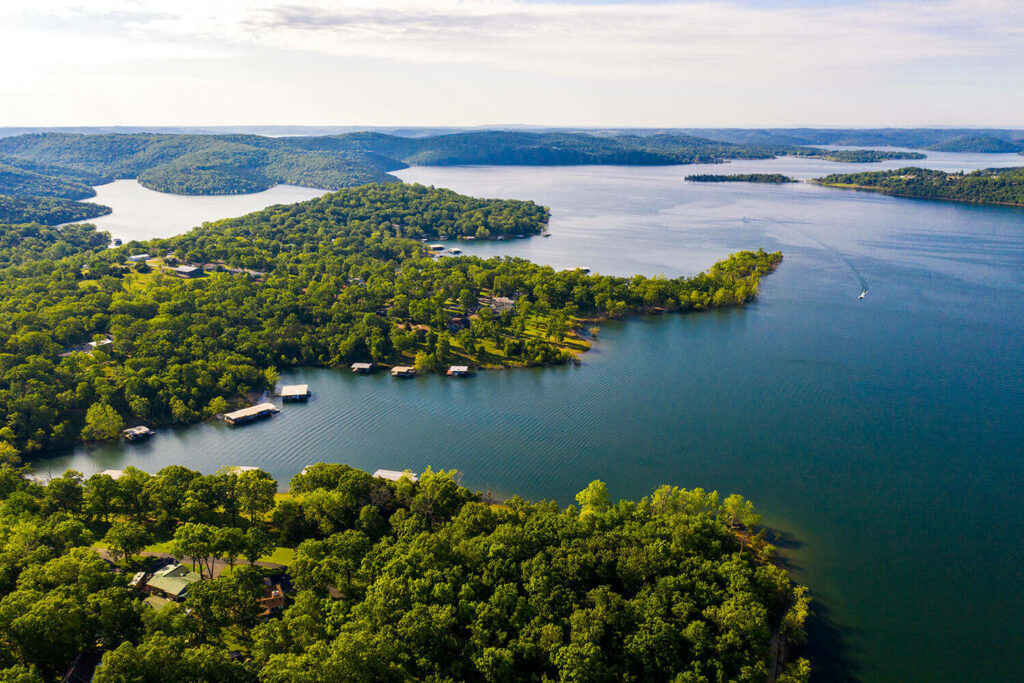 table_rock_lake_branson_missouri