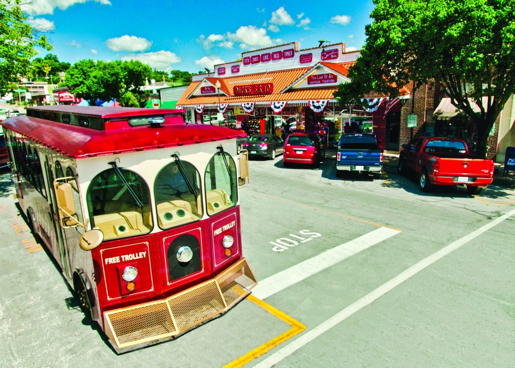 best_girl_trip_locations_branson_missouri