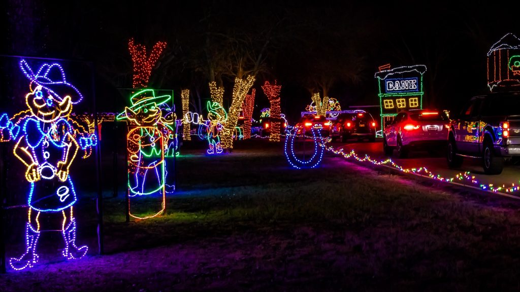 branson-christmas-lights