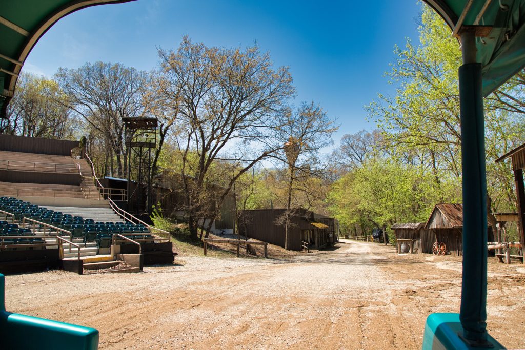 shepherd_of_the_hills_historic_farm_tour_branson_mo