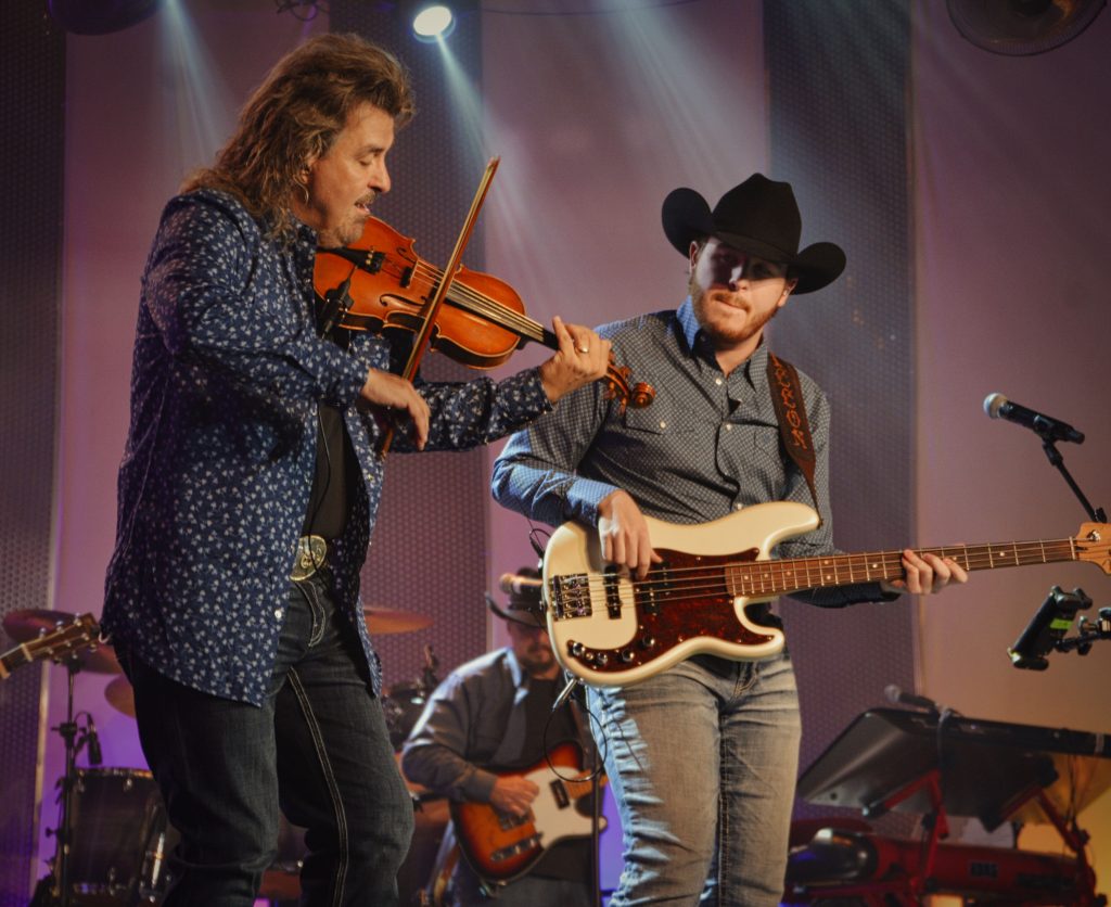 melody_hart_all_star_band_branson_mo